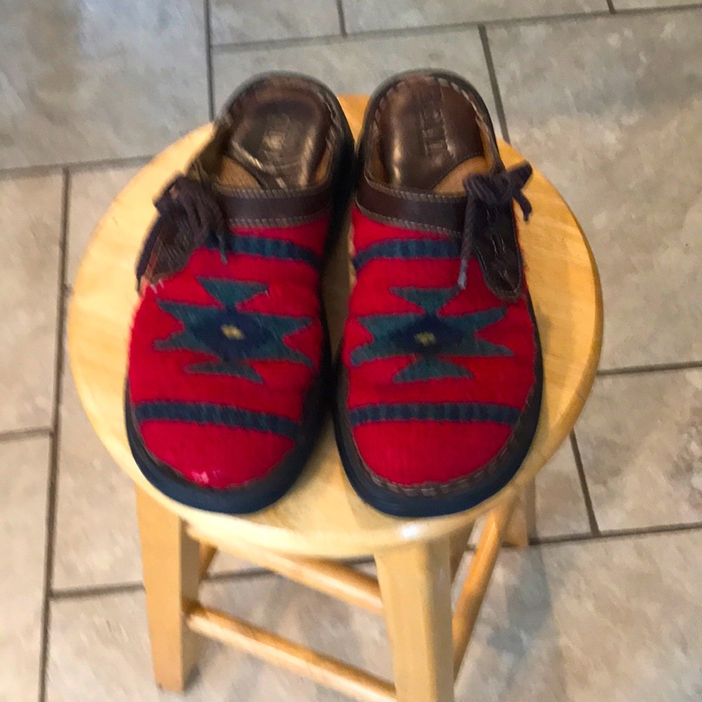 Born red wool clogs
